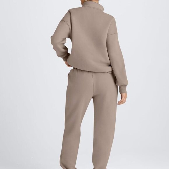 Women's Coffeegrey Sweatsuit 2 Piece Loungewear for Fall - Picture 4 of 5